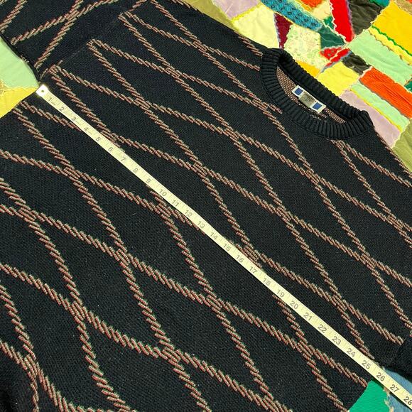 Sutter and Grante Zig Zag Striped Faded Black Sweater XL - Picture 6 of 7